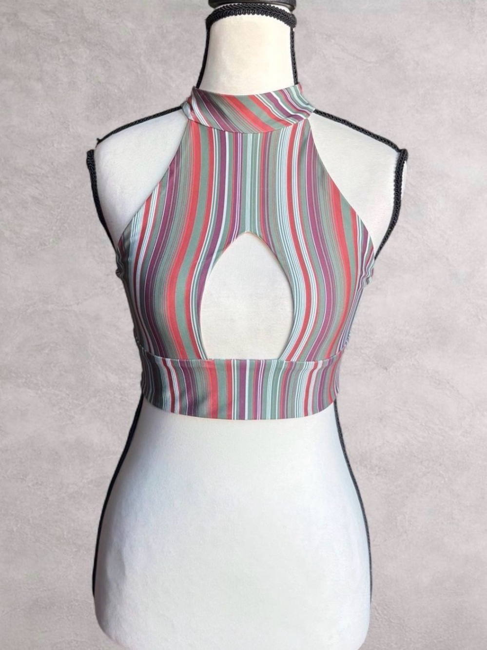 S.I.E. Swim Striped Halter Bikini Top Keyhole Tie Back - Size Small